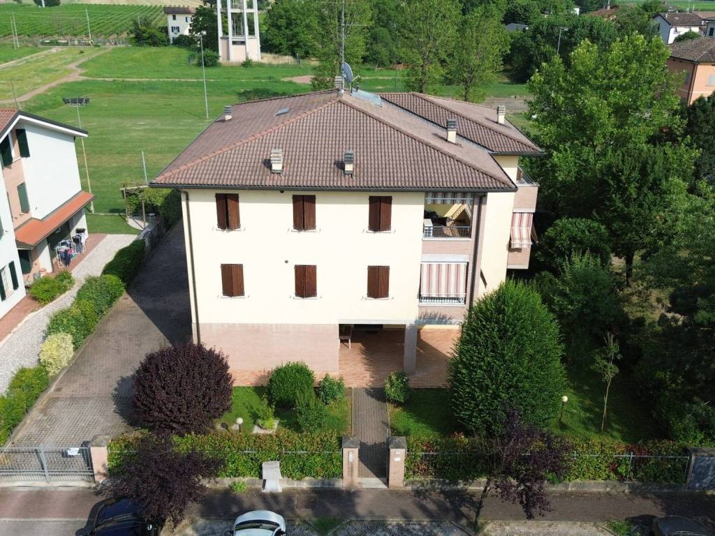 Appartamento a Novellara in Via B. Mariani, 2 - Foto 3