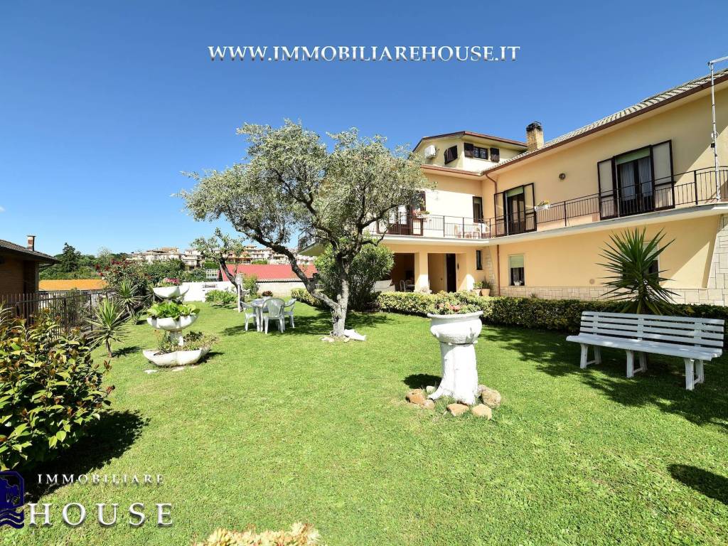 Villa a Gradoli in Via Roma, 33 - Foto 4