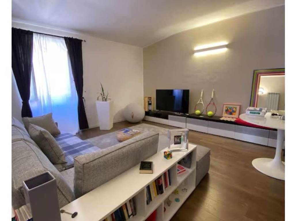 Appartamento a Sarzana in Via Castruccio Castracani, 8 - Foto 2