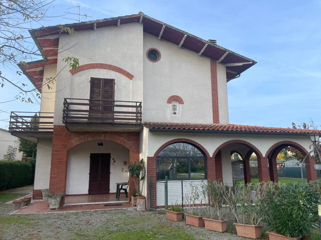 Villa a Marciano della chiana in Via Giacomo Leopardi - Foto 2