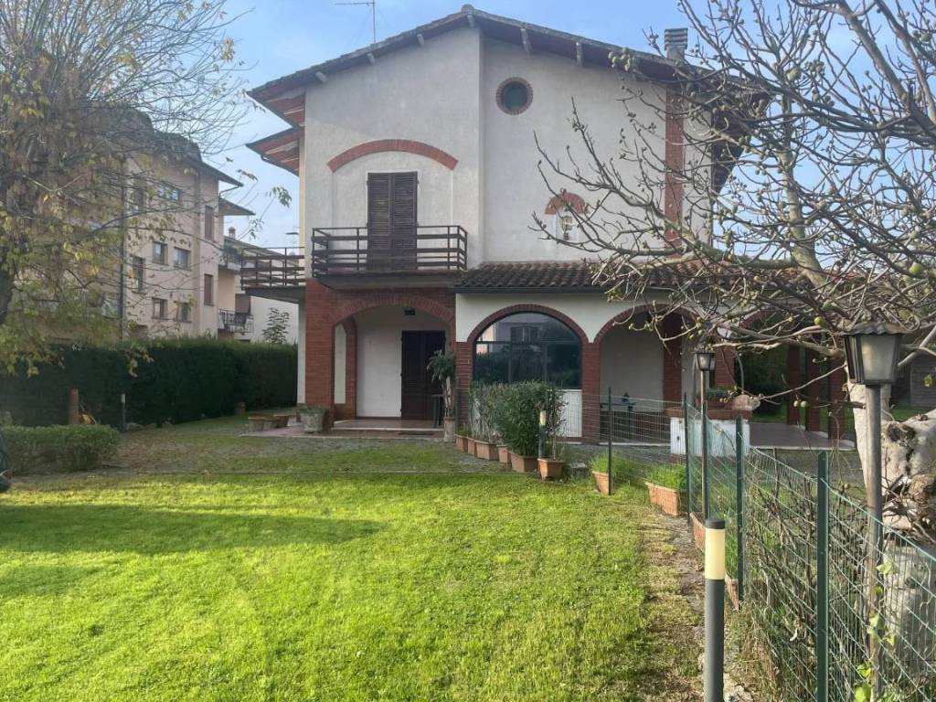 Villa a Marciano della chiana in Via Giacomo Leopardi - Foto 5