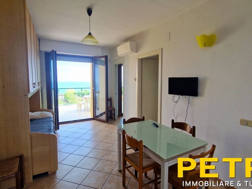Appartamento a Martinsicuro in Via del Fico, 1 - Foto 2