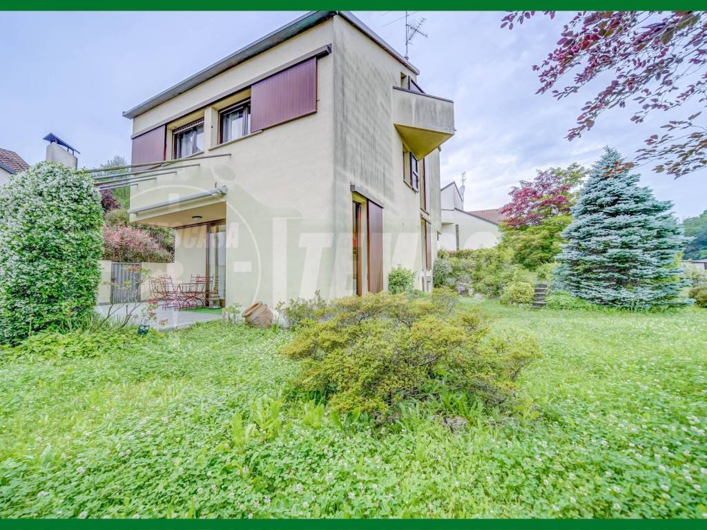 Villa a Besozzo in Via Stocchetti - Foto 5