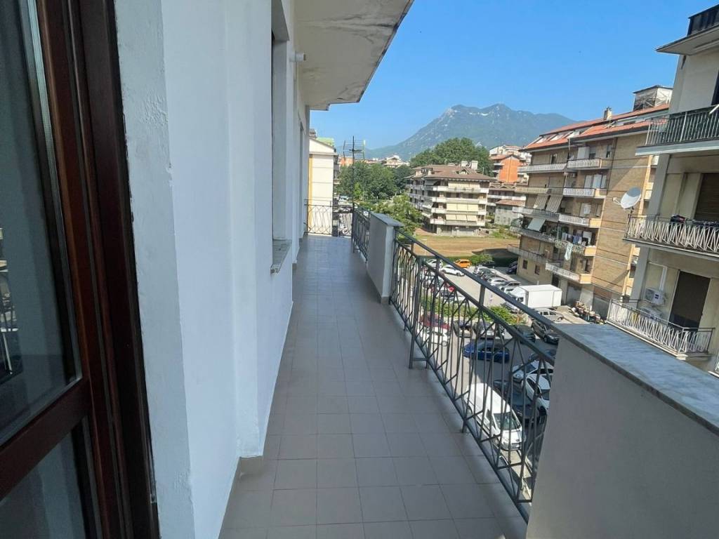 Appartamento a Avellino in Via Vincenzo Volpe, 21 - Foto 4
