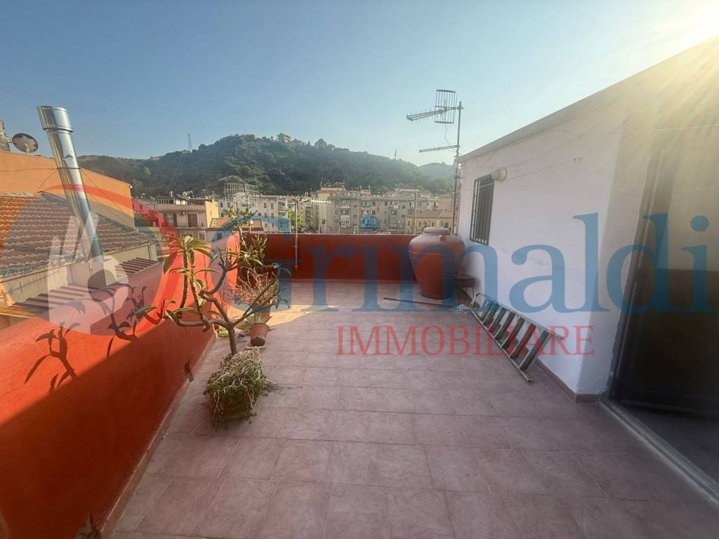 Appartamento a Messina in via crotone , 19 - Foto 2