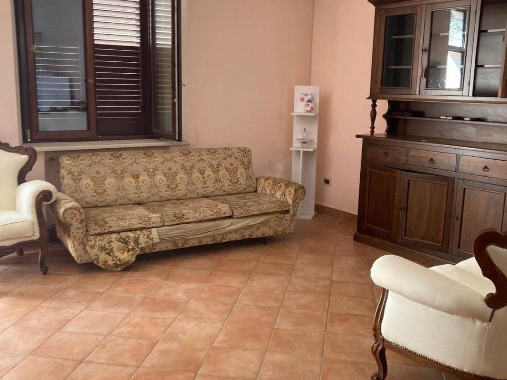 Appartamento a Gioia tauro in Via Sila, 2 - Foto 3