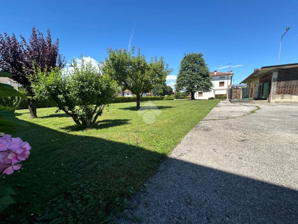 Terreno a Pavia di udine in Via I. Nievo, 24 - Foto 2