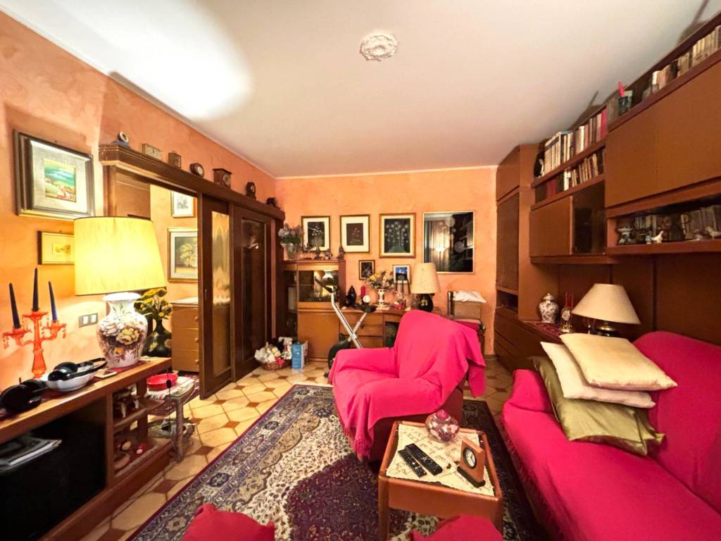 Appartamento a Albenga in Via Manfro e Merlini - Foto 2