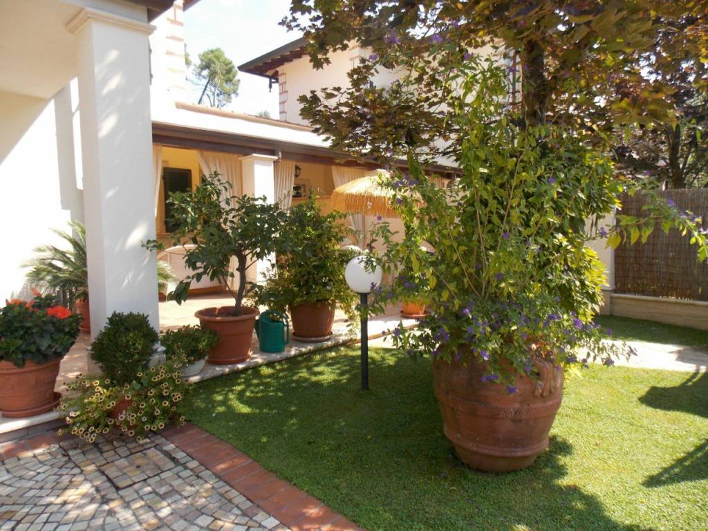 Villa a Forte dei marmi in via canova - Foto 5