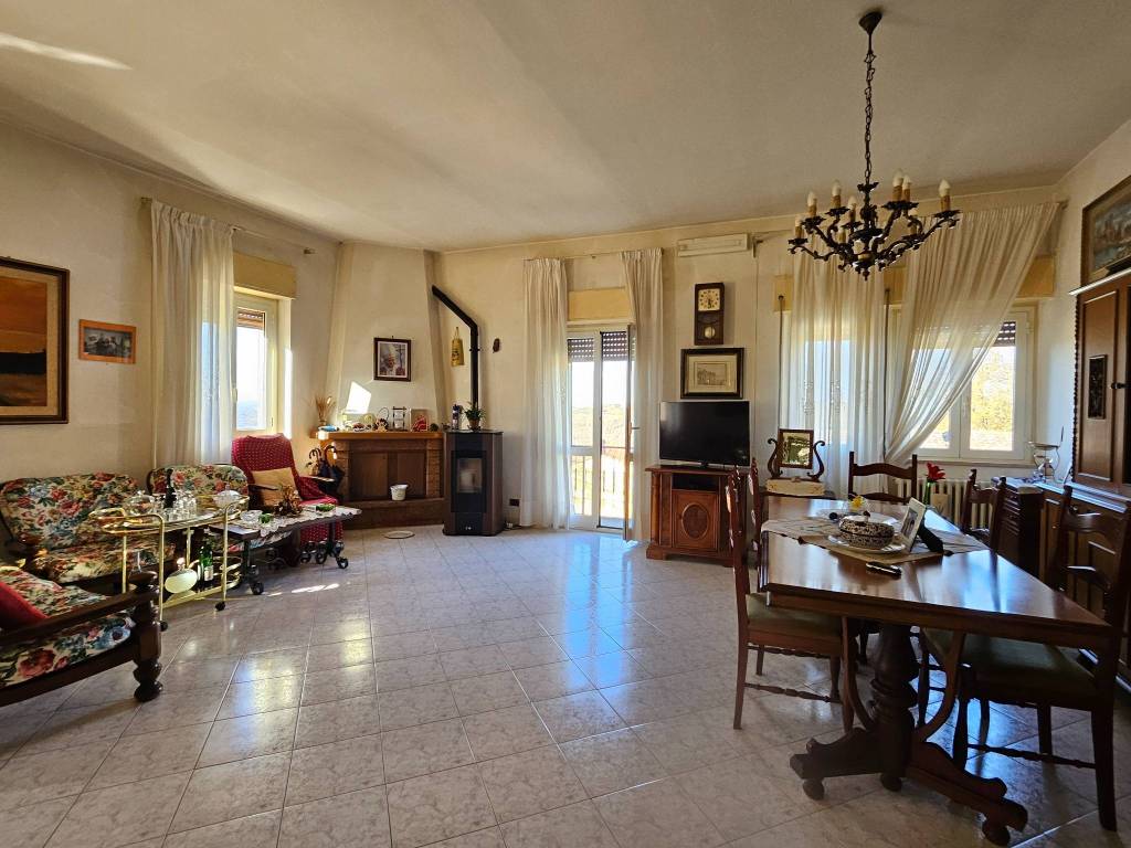 Villa a Penna in teverina in Via Roma - Foto 3