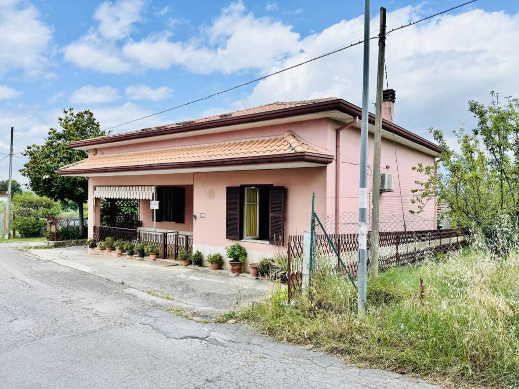 Villa a Veroli in Contrada San Filippo, 33 - Foto 3