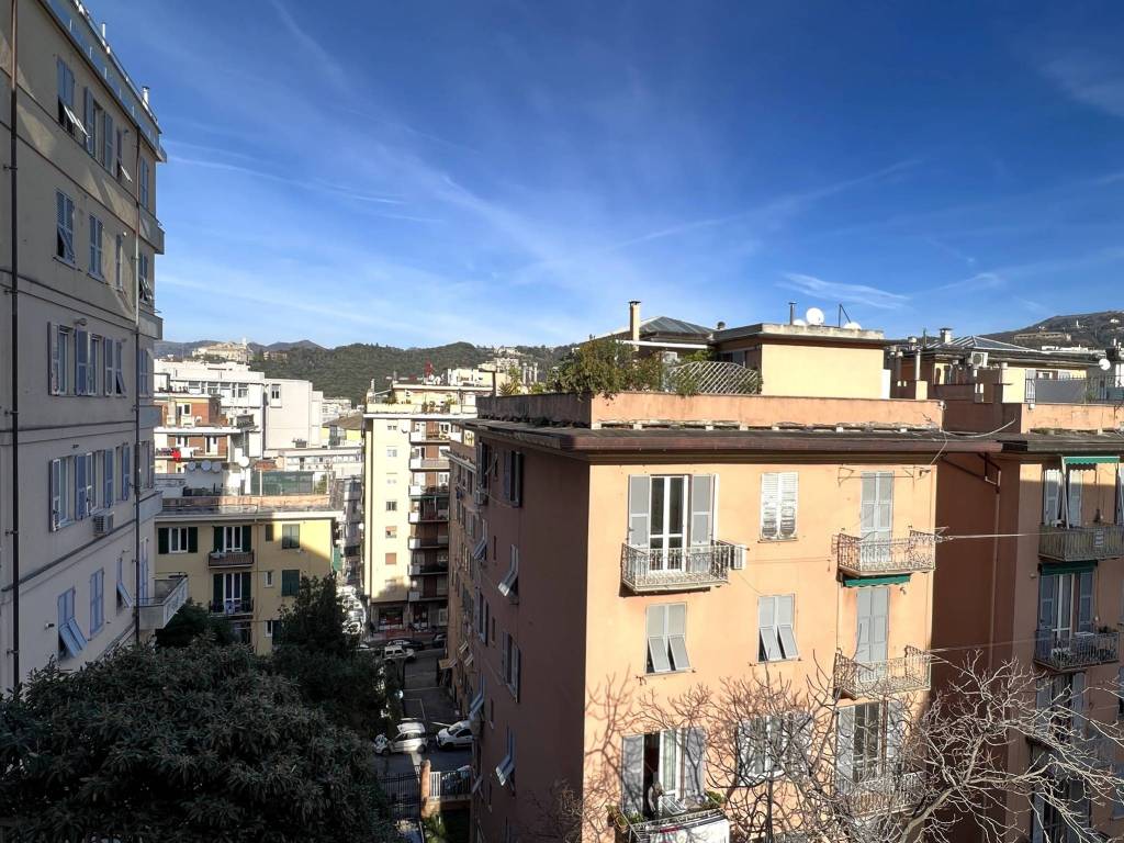 Appartamento a Genova in Via Maurizio Sacchi - Foto 2