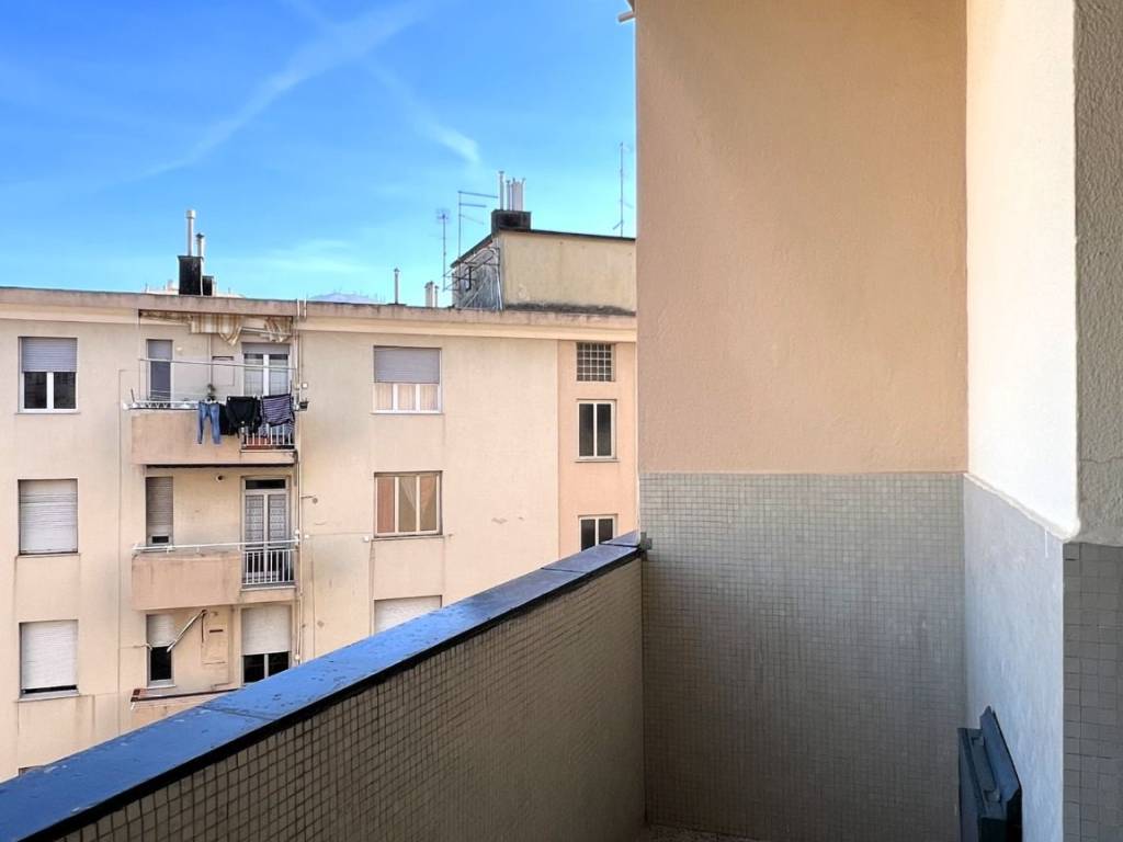 Appartamento a Genova in Via Maurizio Sacchi - Foto 3