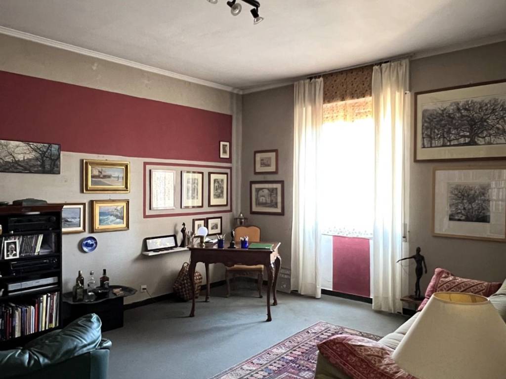 Appartamento a Genova in Via Maurizio Sacchi - Foto 4