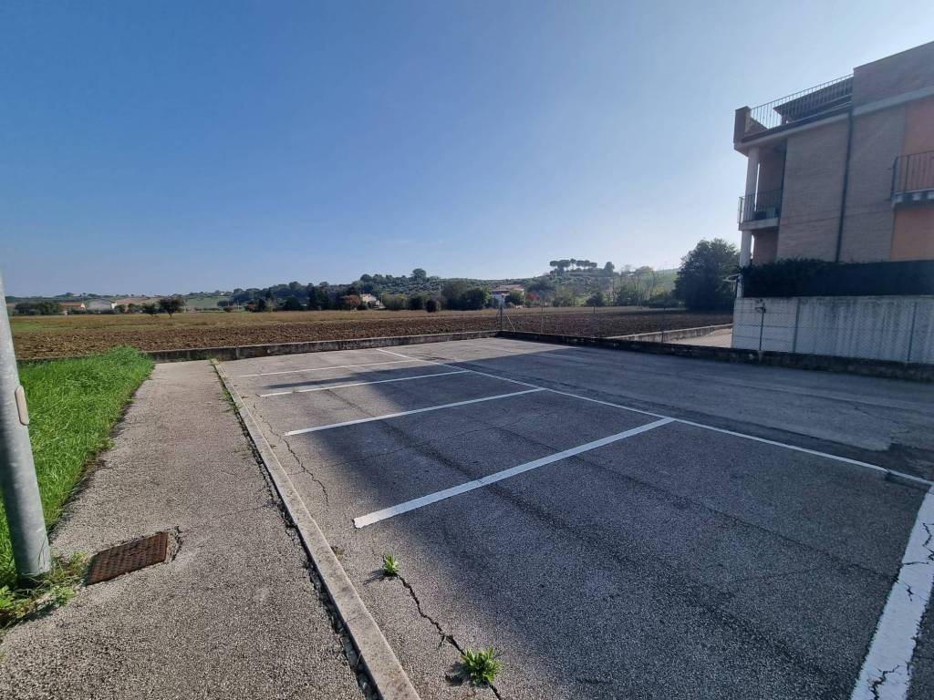 Terreno a Corridonia in Via Carlo Alberto Dalla Chiesa - Foto 4