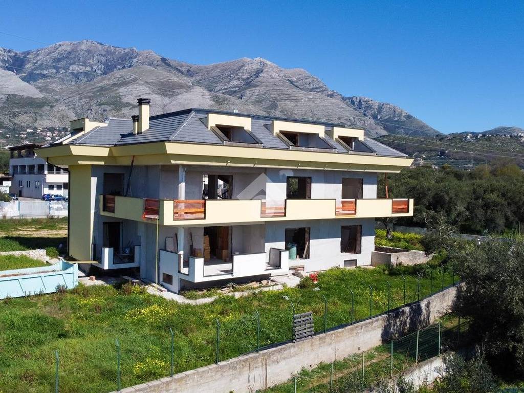 Villa a Formia in Via Variante Appia, 19 - Foto 5