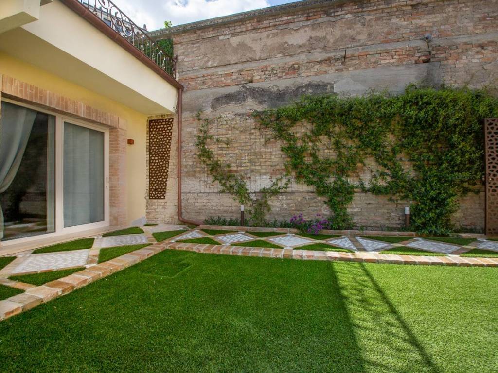 Villa a Chieti in Viale B. Croce, 18 - Foto 4