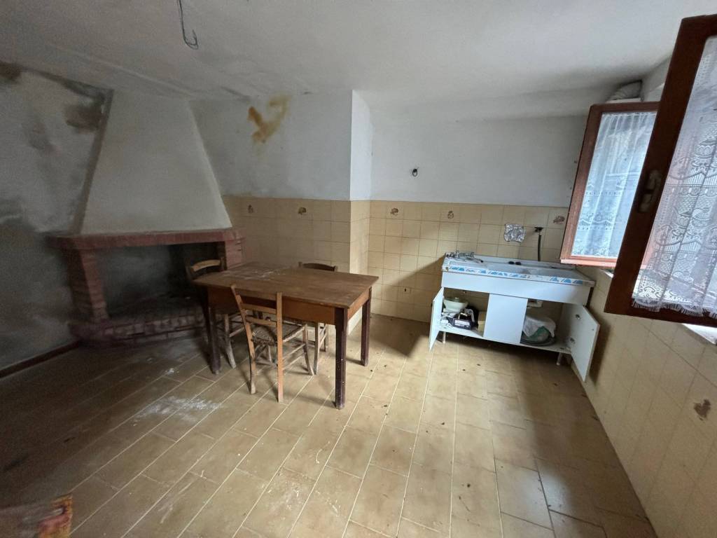 Casa indipendente a Fiuminata - Foto 3