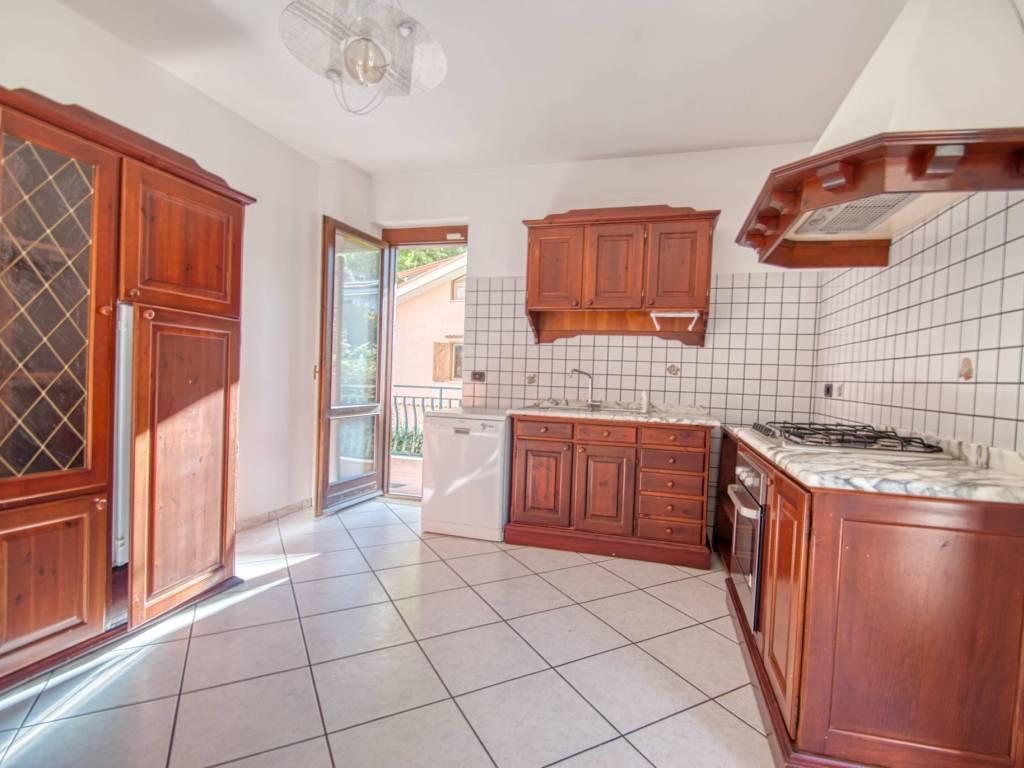 Villa a Mercogliano in Viale San Modestino, 48 - Foto 3