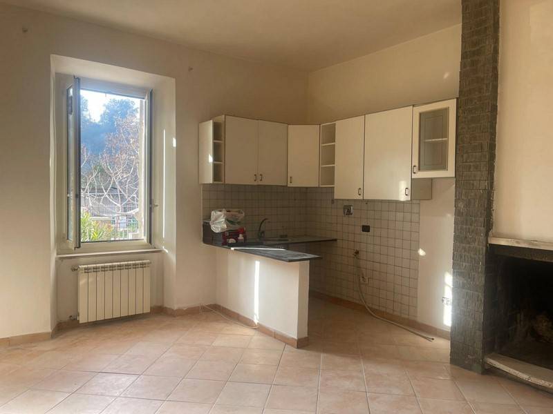 Appartamento a Terni in Via Cervara - Foto 5