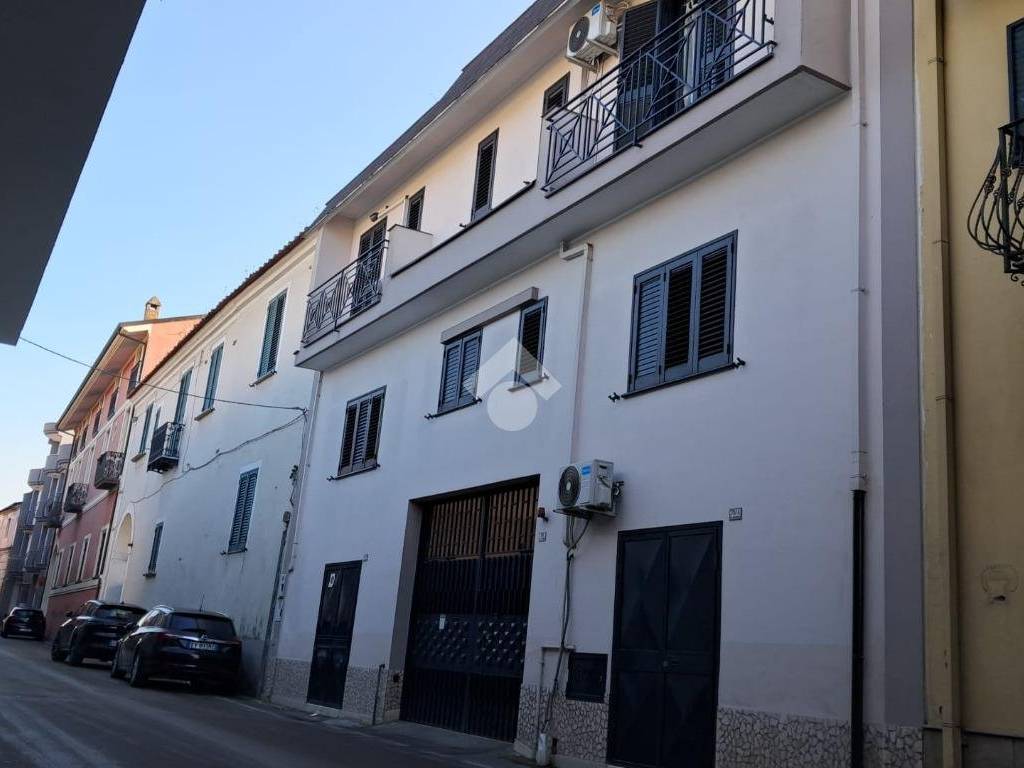 Casa indipendente a Villa di briano in VIA LEOPOLDO SANTAGATA - Foto 4