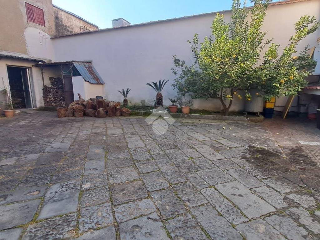 Casa indipendente a Villa di briano in VIA LEOPOLDO SANTAGATA - Foto 5