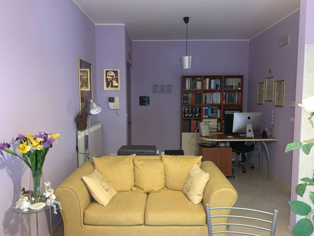 Appartamento a Catanzaro in viale Crotone, 146 - Foto 3
