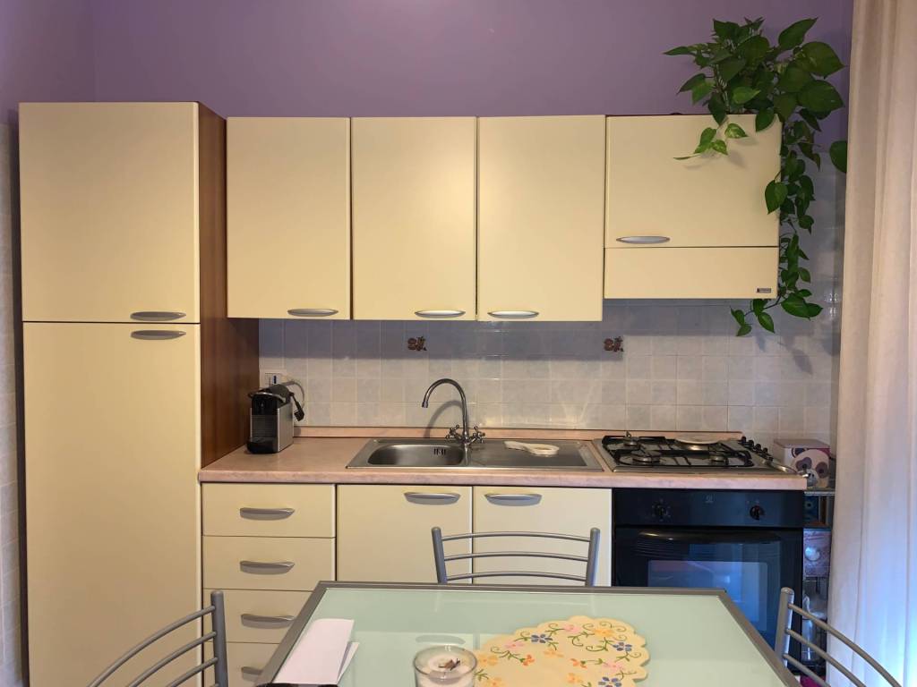 Appartamento a Catanzaro in viale Crotone, 146 - Foto 4