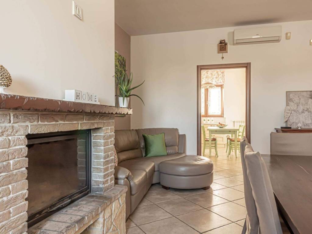 Villa a San giorgio ionico in Via Molise, 51 - Foto 3