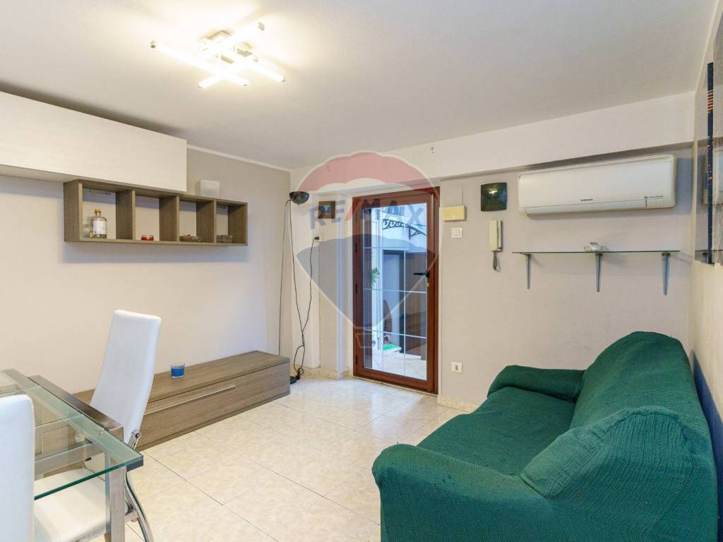 Appartamento a Catania in Via Vincenzo Giuffrida, 92 - Foto 3
