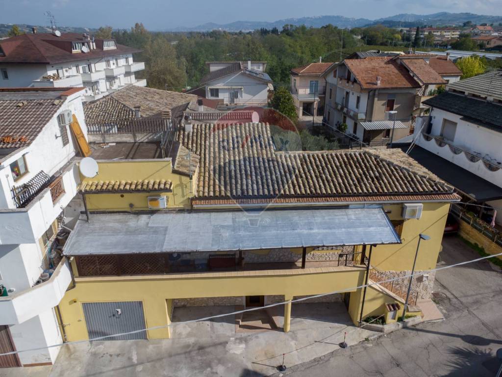 Casa indipendente a Manoppello in via barbanera, 20 - Foto 2