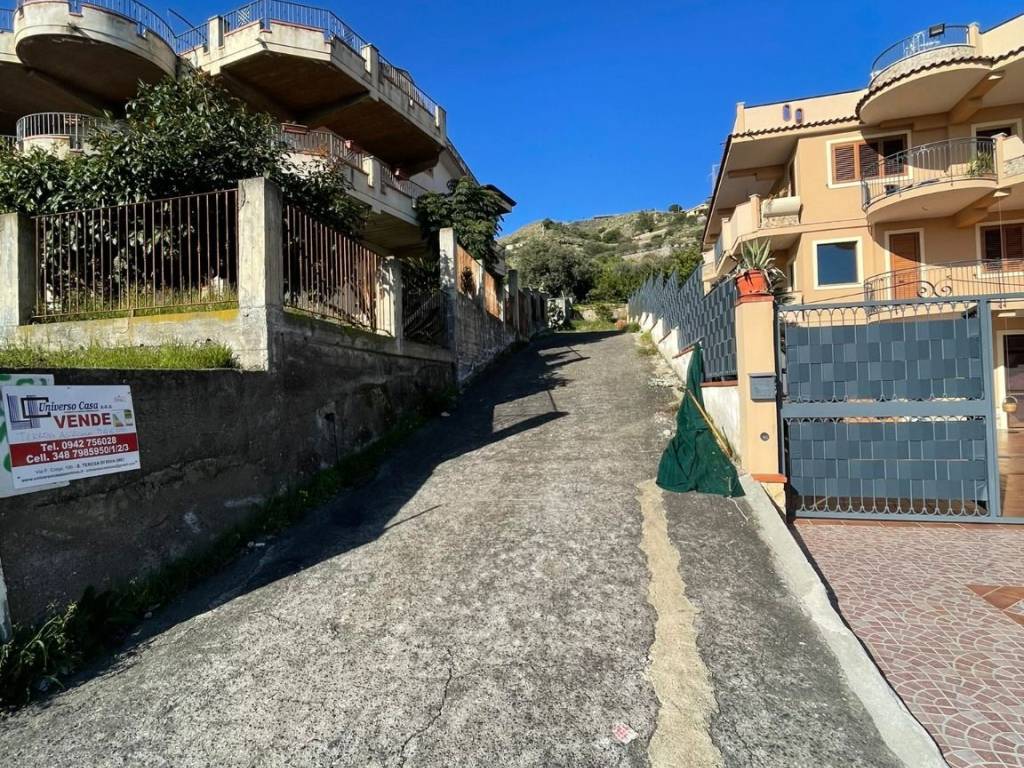 Terreno a Savoca in Via Scorsonello - Foto 2