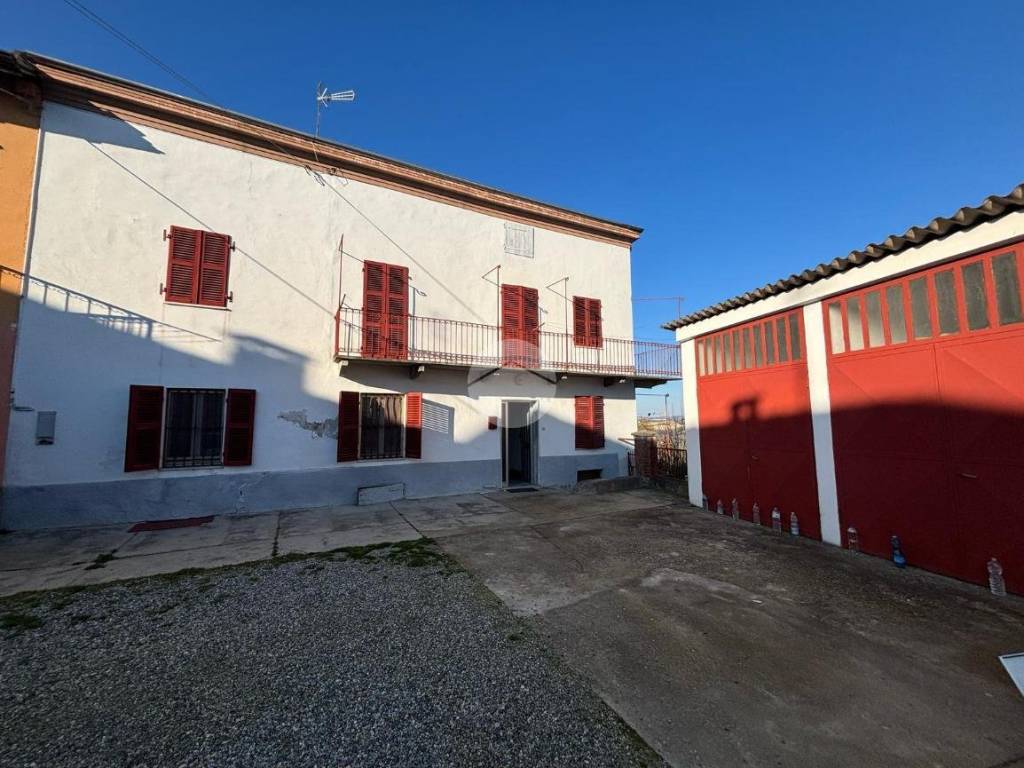 Casa indipendente a Castell'alfero in Via Conte Amico, 11 - Foto 2