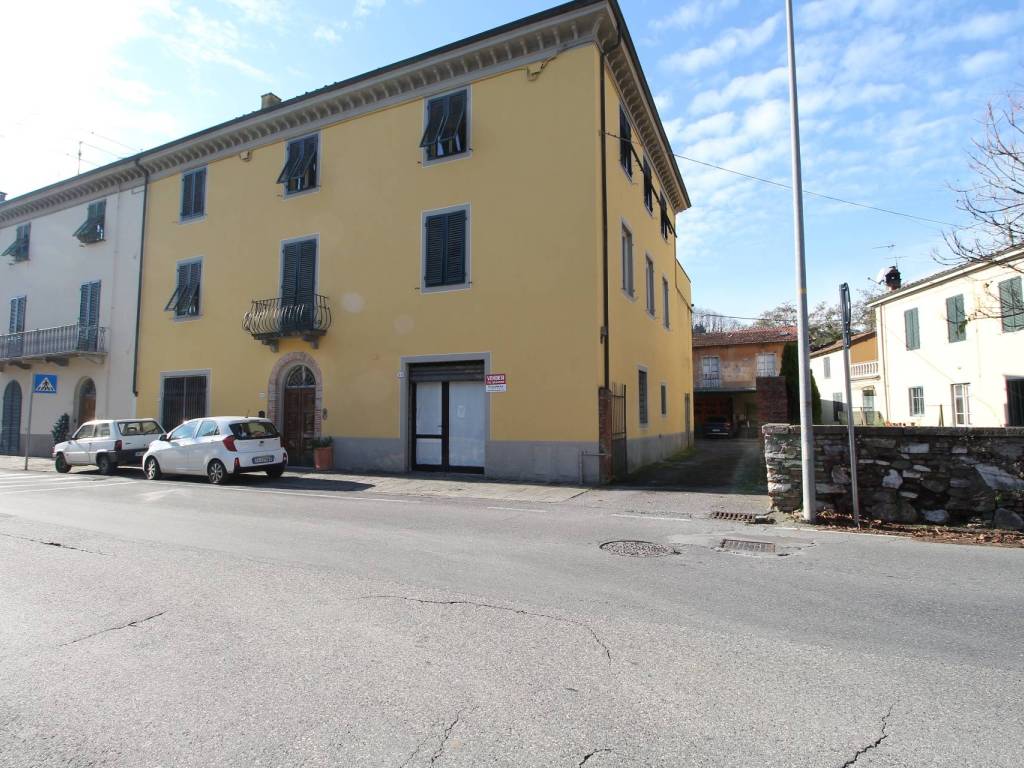 Immobile a Lucca in Via Nazionale, - Foto 2