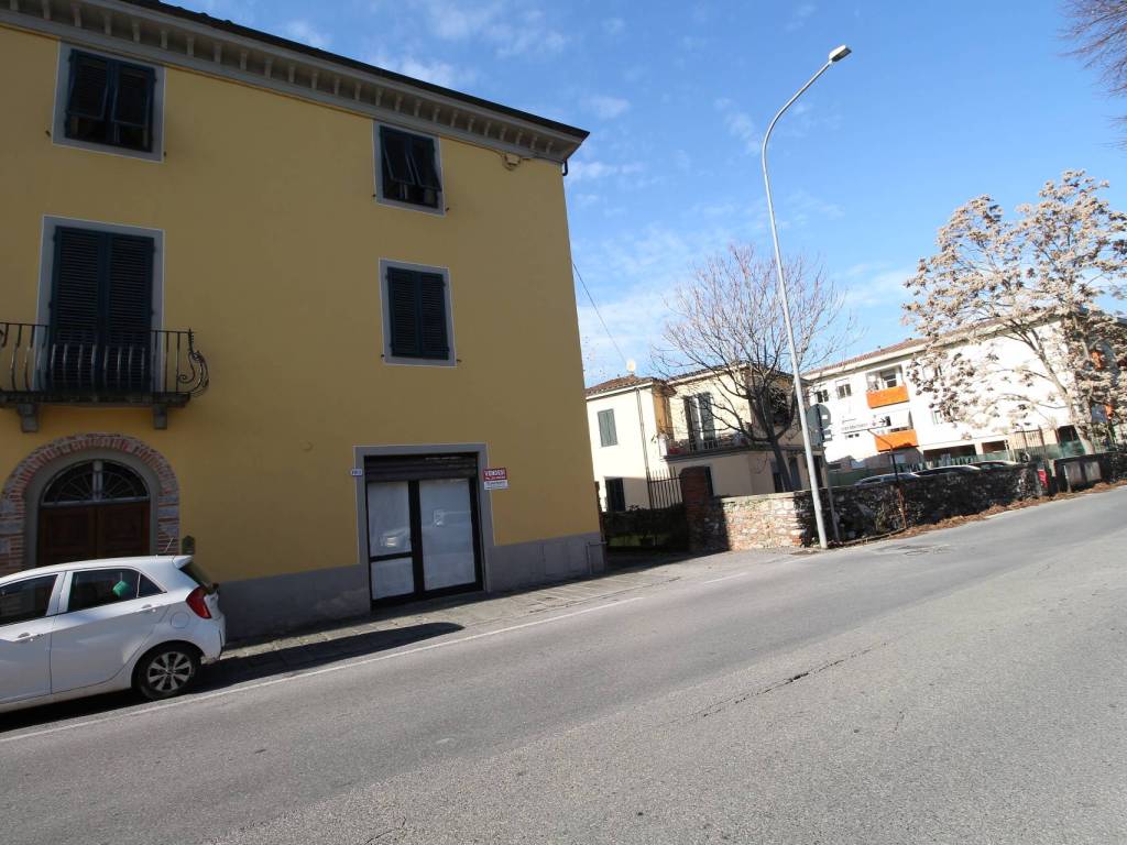 Immobile a Lucca in Via Nazionale, - Foto 3