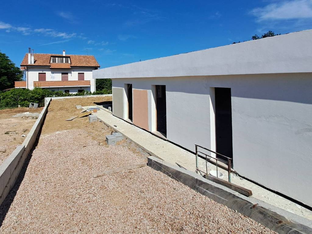 Villa a Chieti in VIALE BENEDETTO CROCE, 2 - Foto 4