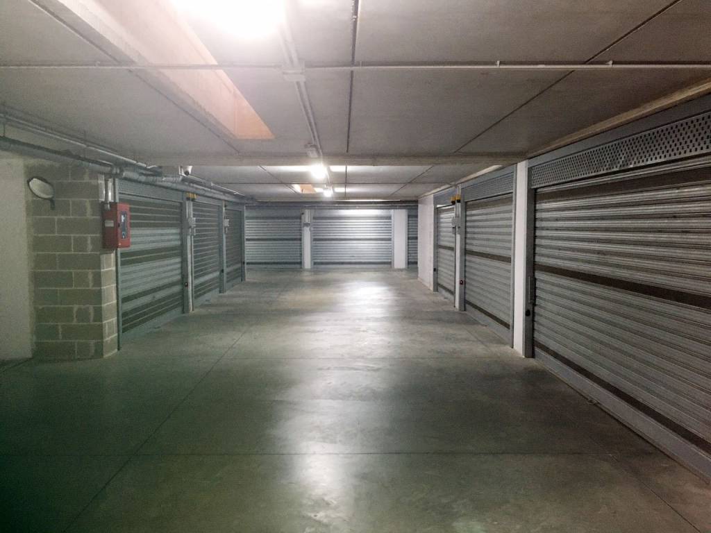 Box / garage a Bari in Via Giovanni Laterza, 85 - Foto 5