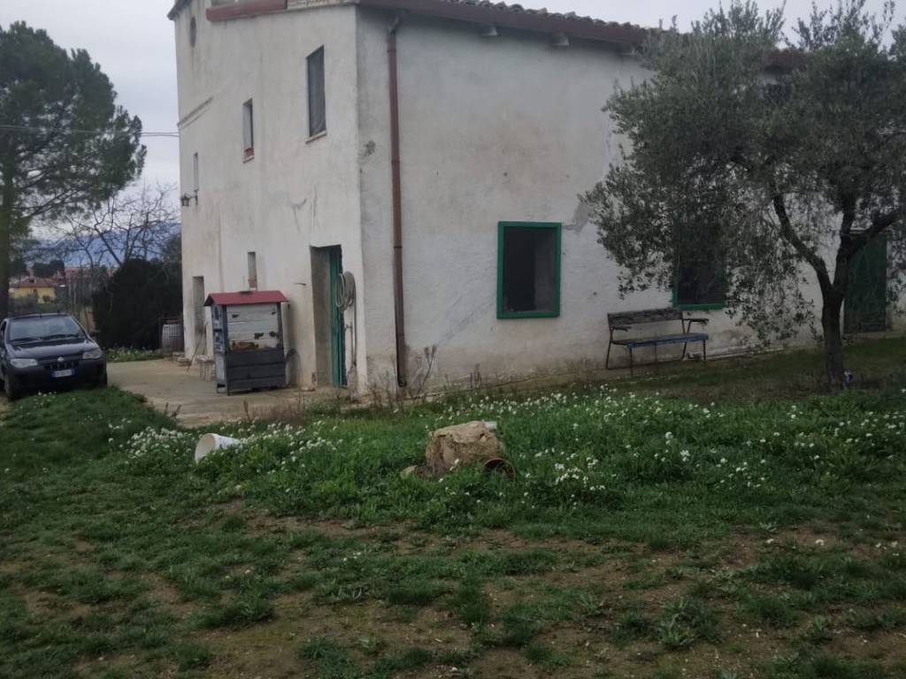 Rustico / casale a Collecorvino in Strada Vicinale Pasquali - Foto 3