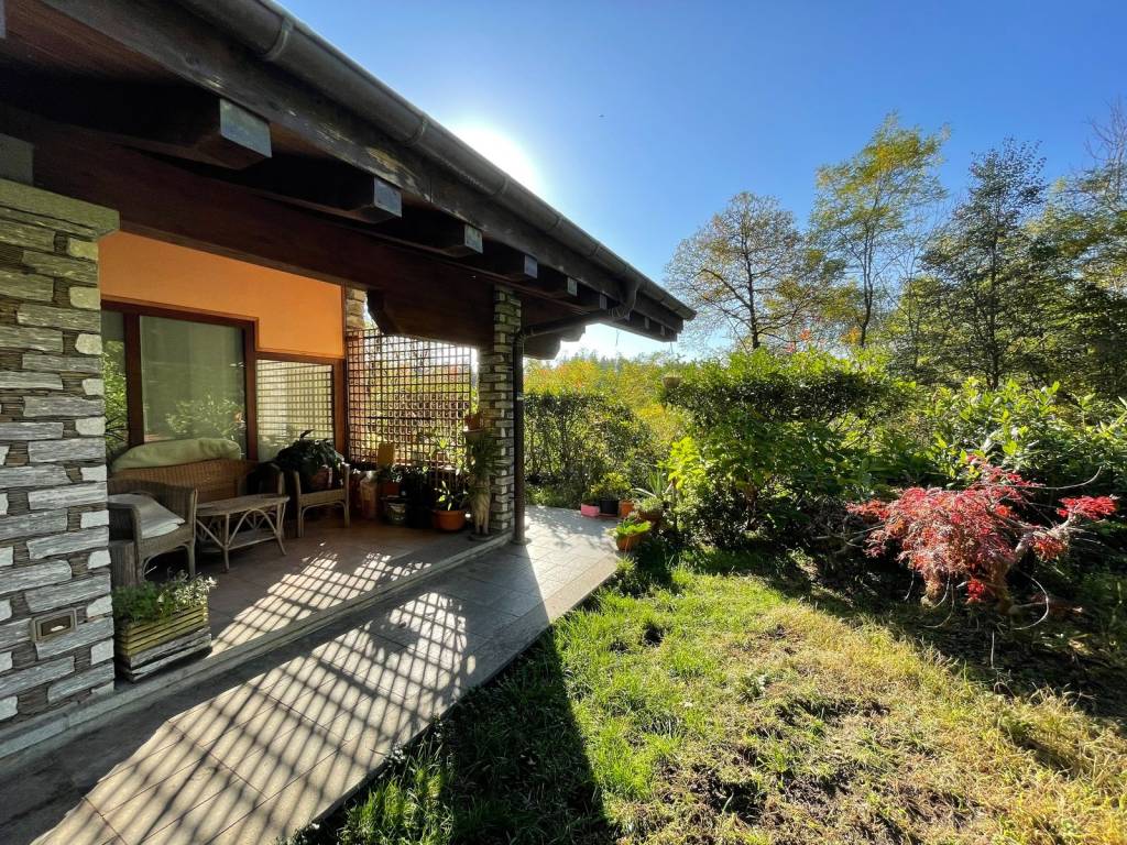 Villa a Cossogno in Via Marchionini - Foto 2