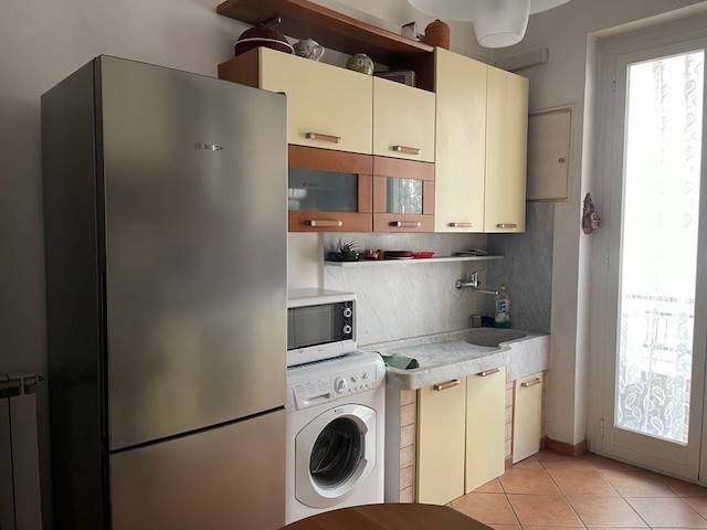 Appartamento a Genova in Via Gio Batta Roggerone - Foto 2