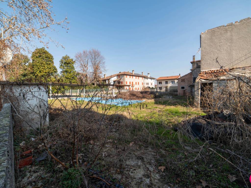 Rustico / casale a Zoppola in Via Raffaello Sanzio - Foto 4