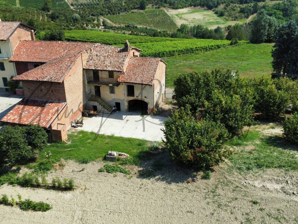 Casa indipendente a Govone in Via Crocco, 24 - Foto 5