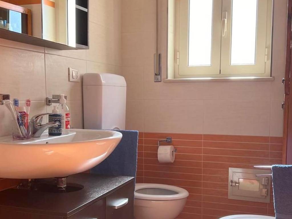 Appartamento a Ceglie messapica in Via Cicerone - Foto 3