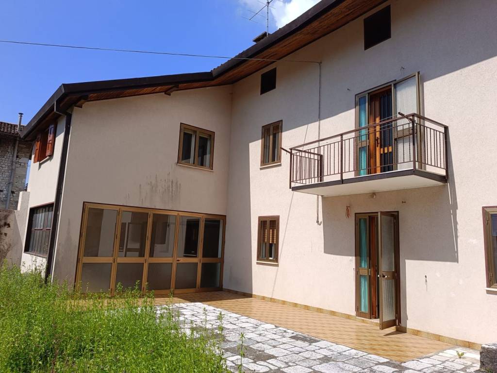 Villa a Aviano in Via Penzi - Foto 2