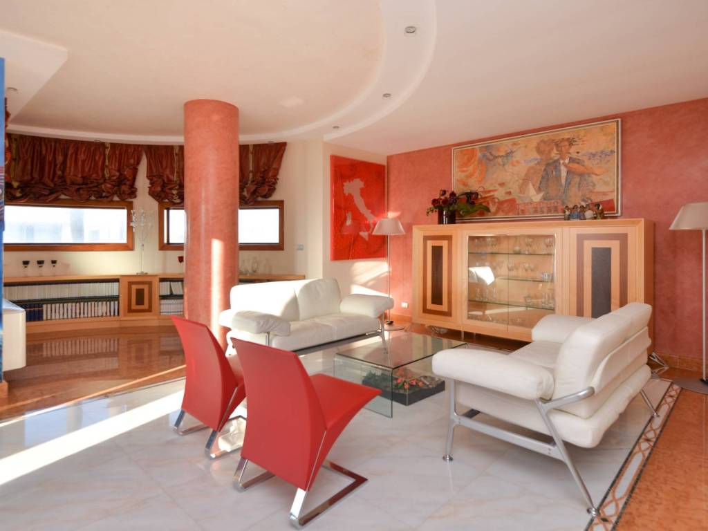 Villa a Calimera in Via Francesco Petrarca 26 - Foto 2