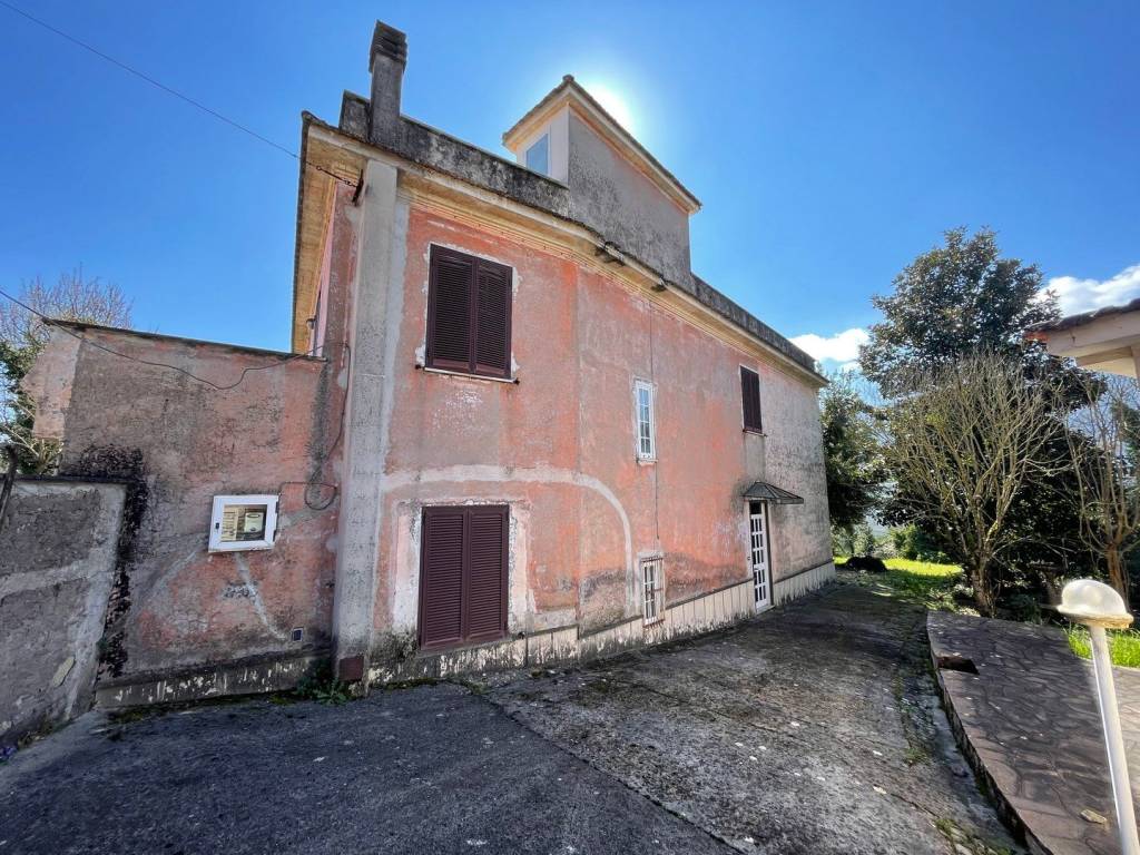 Villa a Ceccano in Via Due Cone - Foto 3