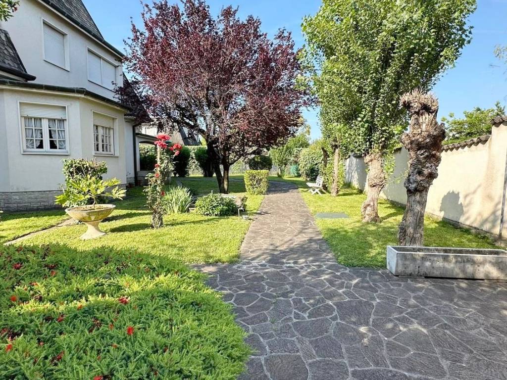 Villa a Monfalcone in Via Aulo Manlio - Foto 2