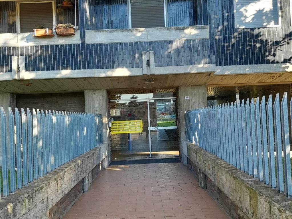 Appartamento a Novara in Via Monte San Gabriele - Foto 2