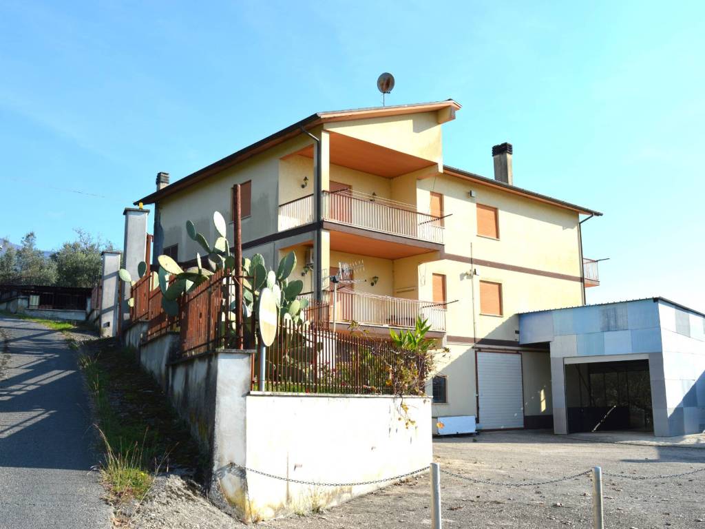 Villa a Paliano in Contrada Monticchio - Foto 3