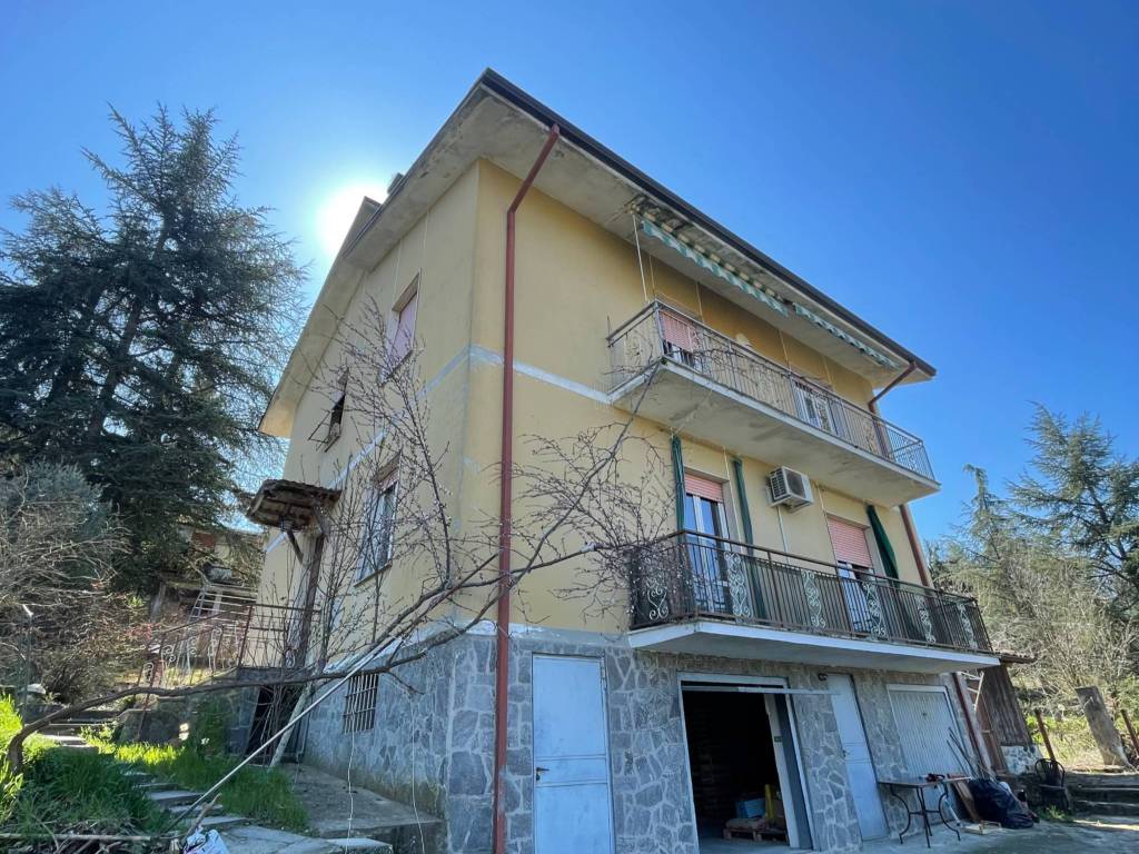 Appartamento a Rivergaro in Via Grazia Deledda - Foto 3